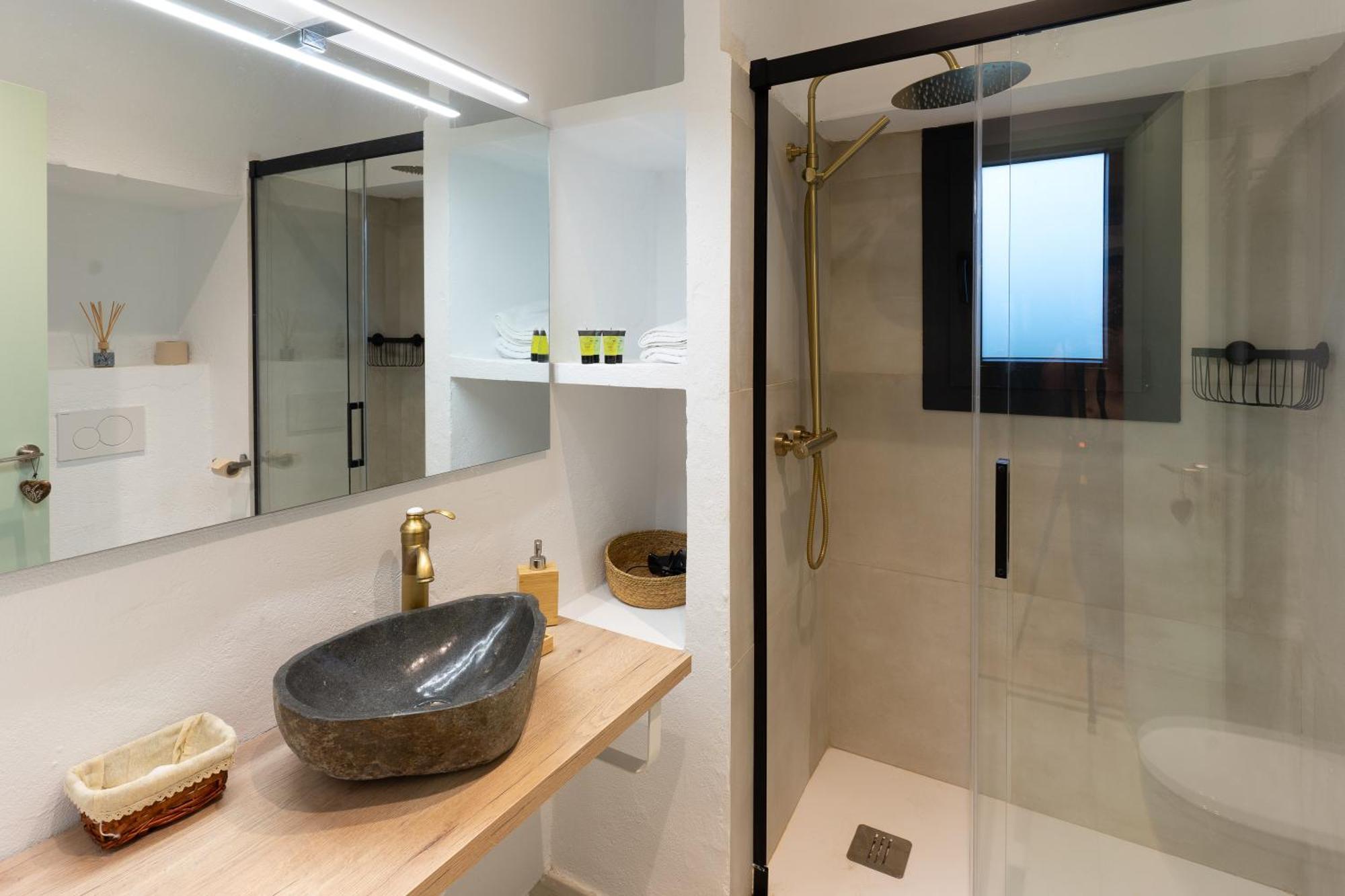 Empordanna, Apartamento Con Encanto En El Corazon Del Emporda Torroella de Montgrí Buitenkant foto
