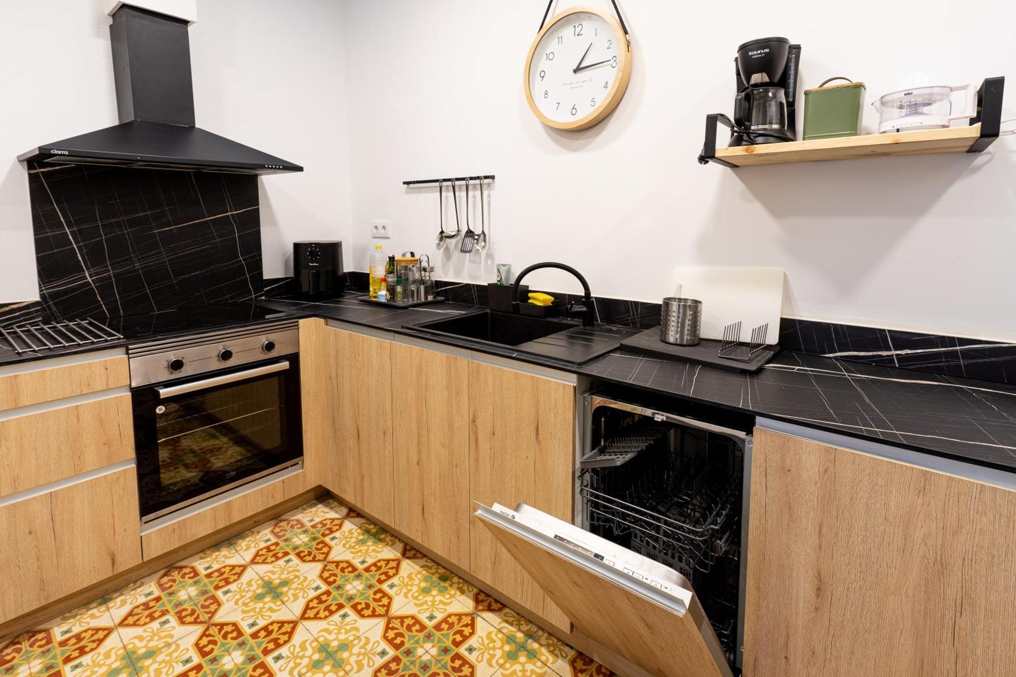 Empordanna, Apartamento Con Encanto En El Corazon Del Emporda Torroella de Montgrí Buitenkant foto