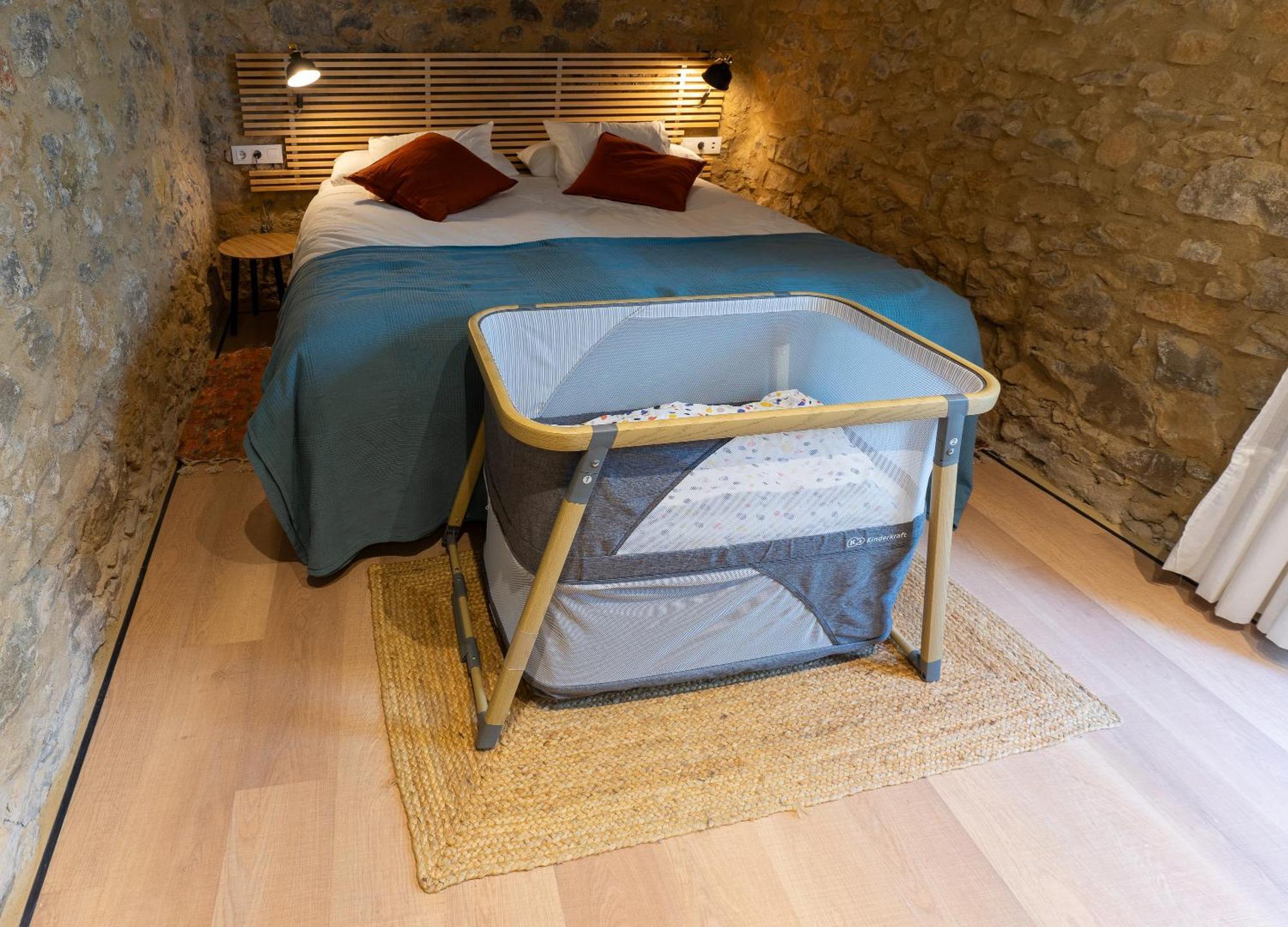 Empordanna, Apartamento Con Encanto En El Corazon Del Emporda Torroella de Montgrí Buitenkant foto